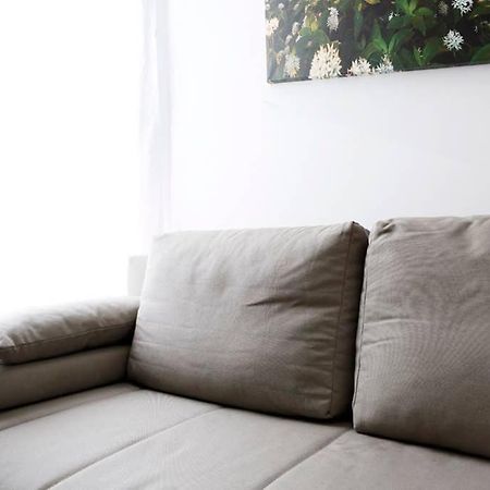 Sc 06 By Rockchair Apartments L Superhost Status L 4 Bedrooms Boxspringbeds 2 Bathrooms Balcony Elevator - Cozy Family & Business Flair Welcomes You! Berlin Bagian luar foto