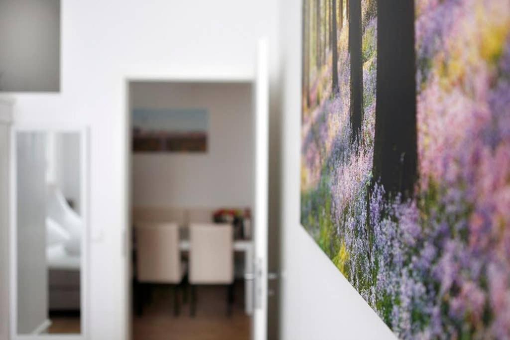 Sc 06 By Rockchair Apartments L Superhost Status L 4 Bedrooms Boxspringbeds 2 Bathrooms Balcony Elevator - Cozy Family & Business Flair Welcomes You! Berlin Bagian luar foto